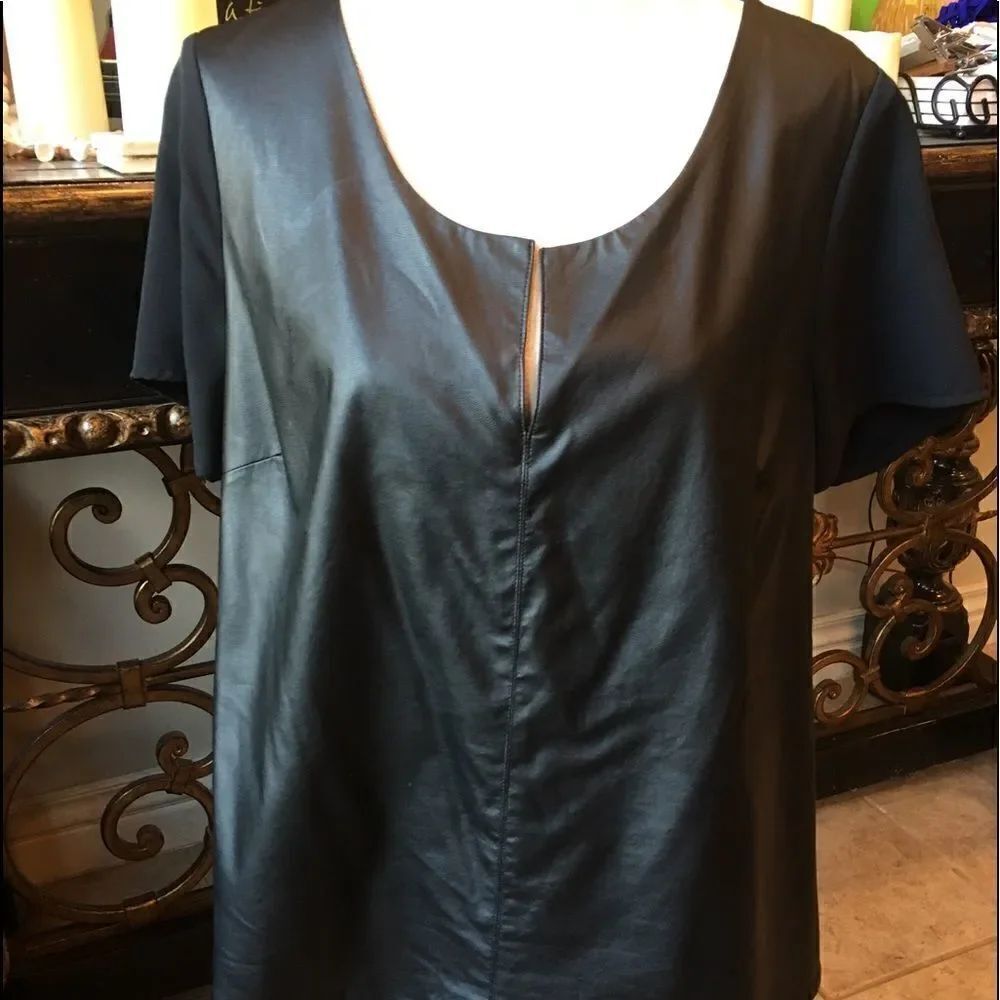 V NECK Leather Looking Top